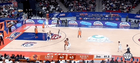 bob官网-下半场发威！上海男篮86-67大胜北京男篮