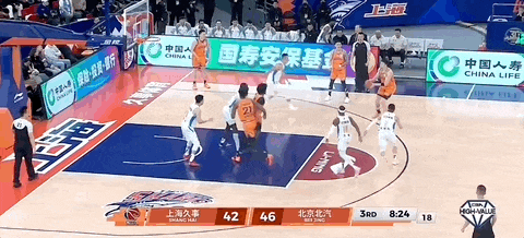 bob官网-下半场发威！上海男篮86-67大胜北京男篮