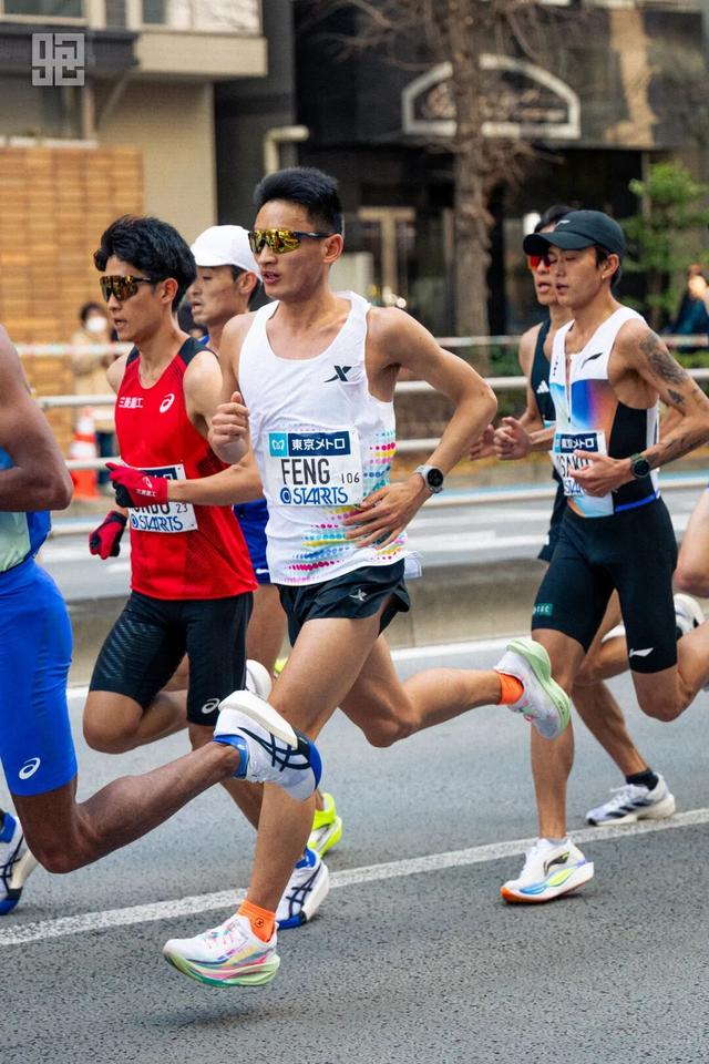 bob官网-这个春天 男子马拉松版图如何重构？|重庆国际马拉松|无锡|贵州|运动员|成绩_新浪体育_新浪新闻